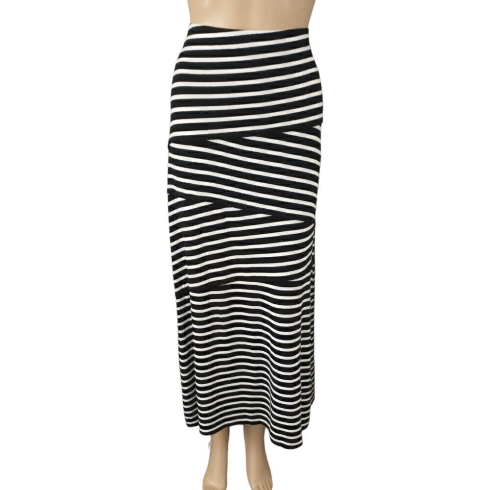 Chicos‎ Stripe Maxi Skirt 2 M Black White Side Slit Comfy Asymmetric Sexy Flowy.